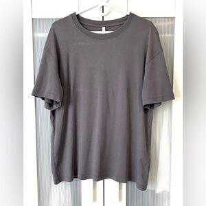 Aritzia Babaton Pegasus Pewter Grey T-shirt